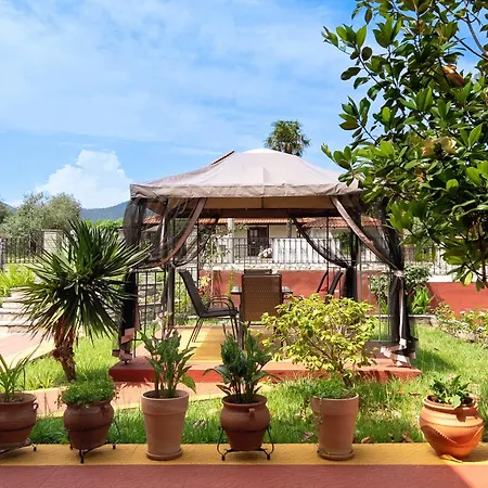 Гостевой дом Katerina & 3*