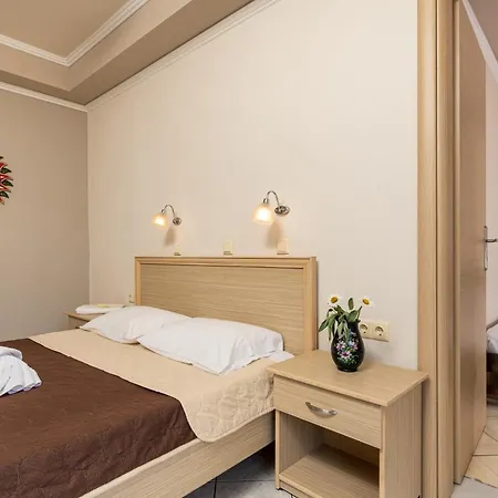 Katerina & Скала-Потамиас