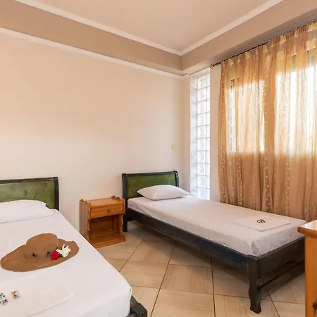 Katerina & Скала-Потамиас